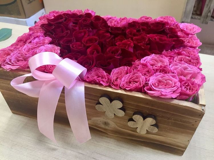 Композиция №373 из роз
